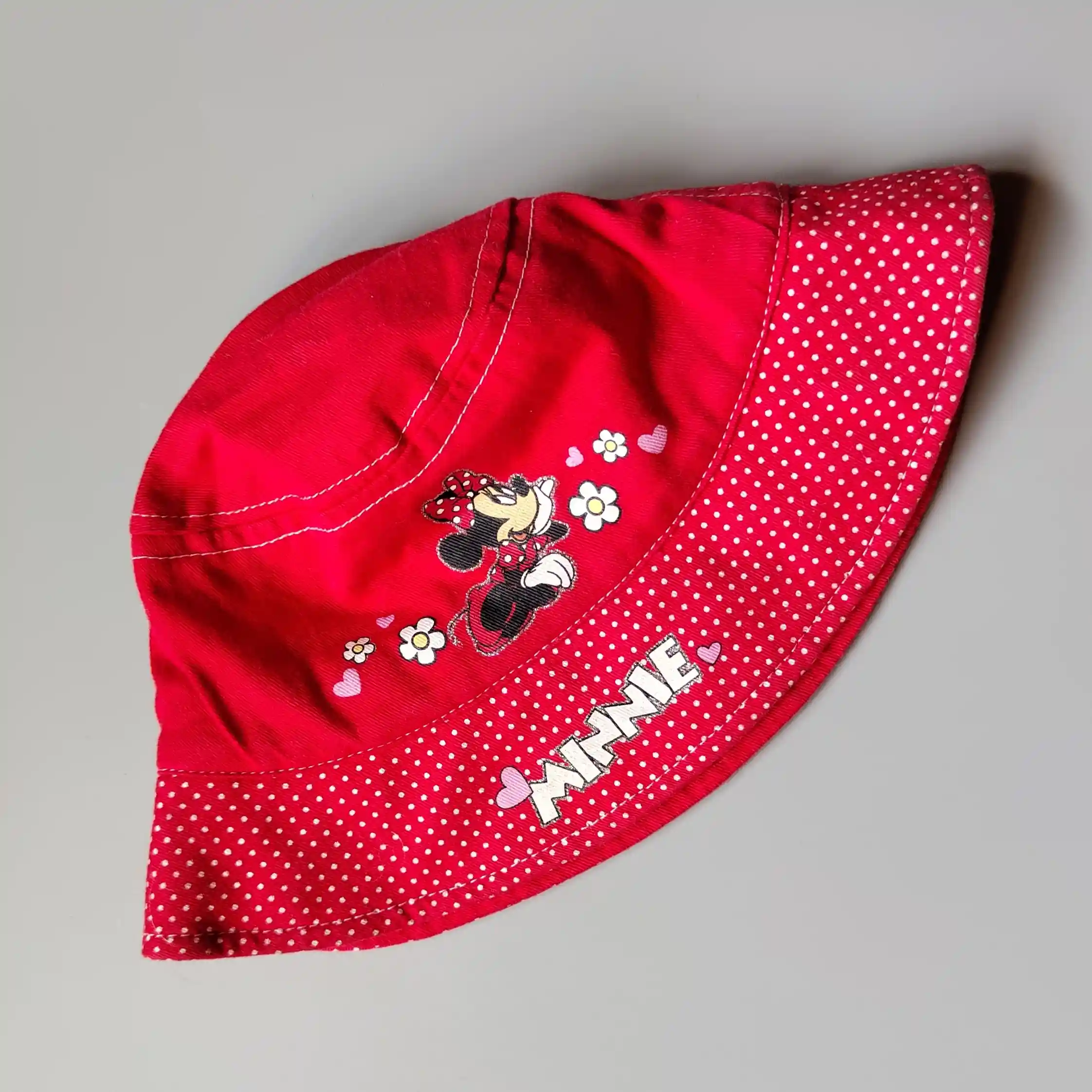 Červený klobouček s Minnie vel. 92