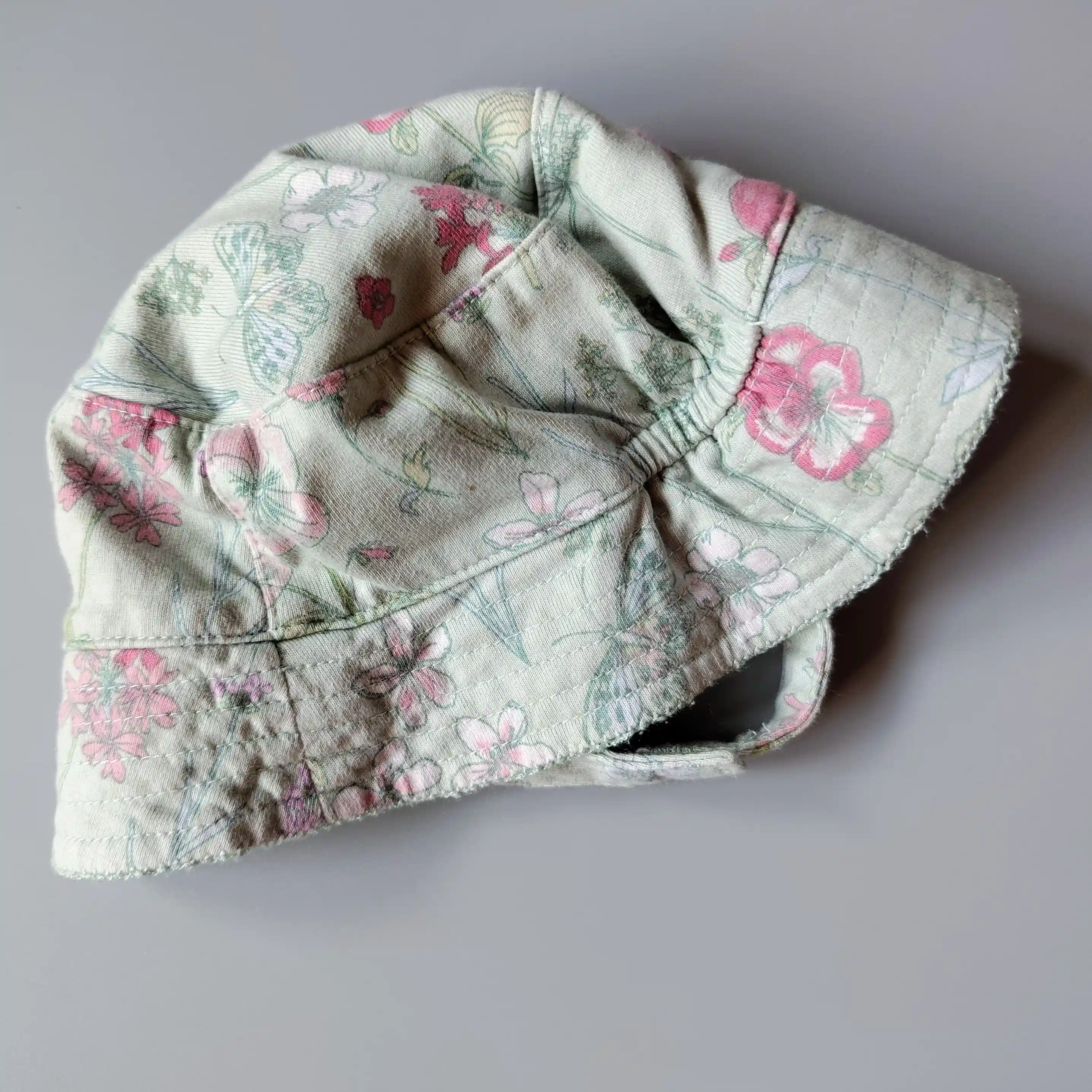 Světle zelený klobouček Next vel. 68