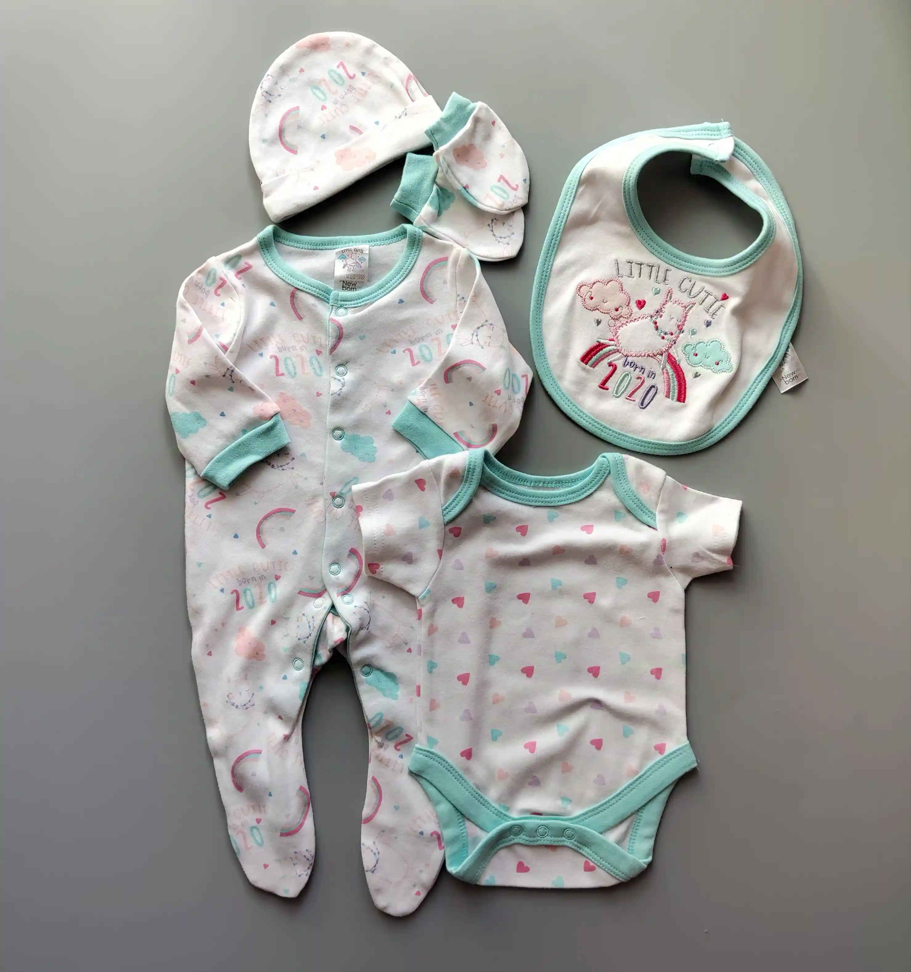 Souprava pro novorozence B&M vel. Newborn