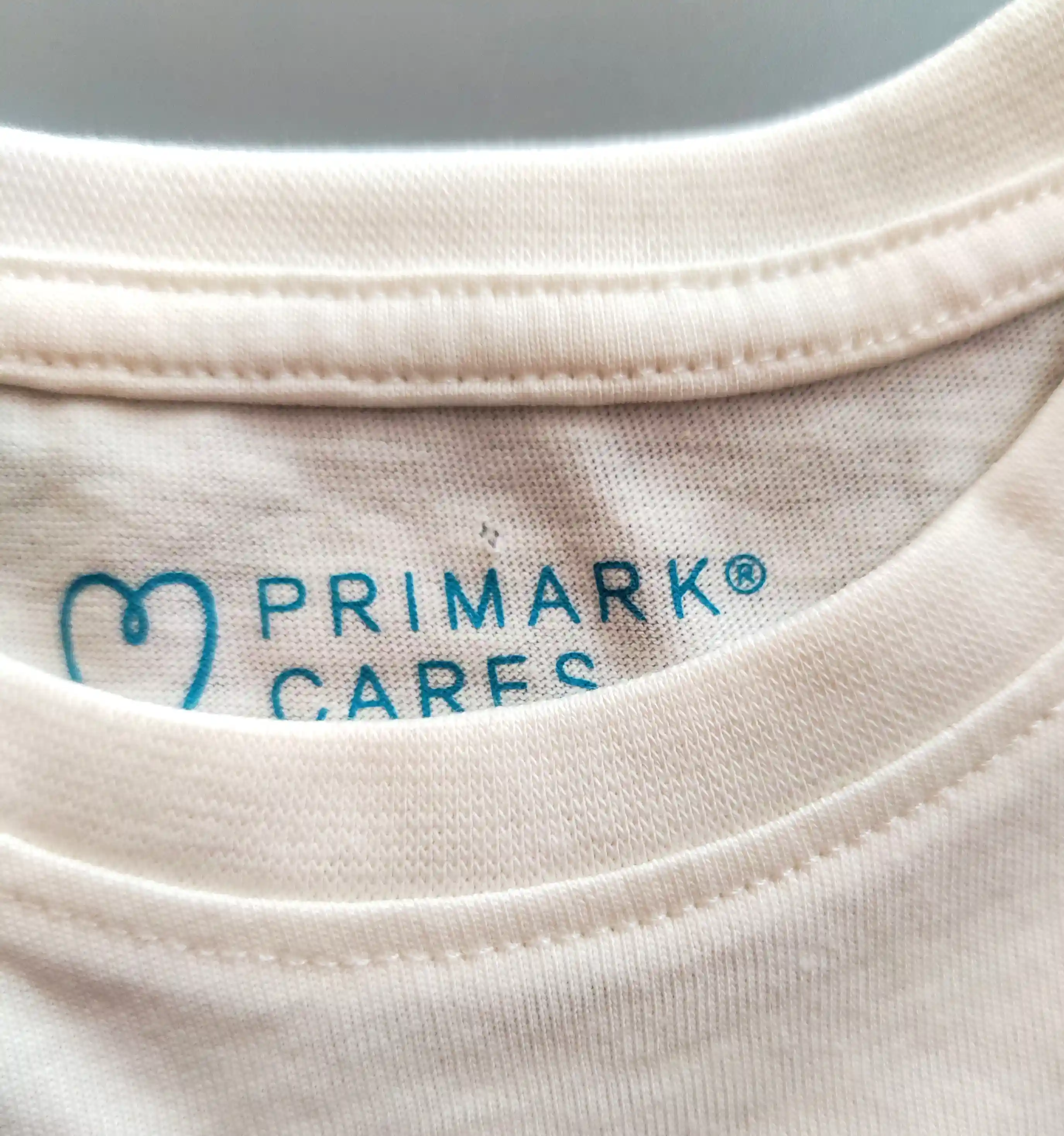 Tričko Primark vel. 104 krémové s míči
