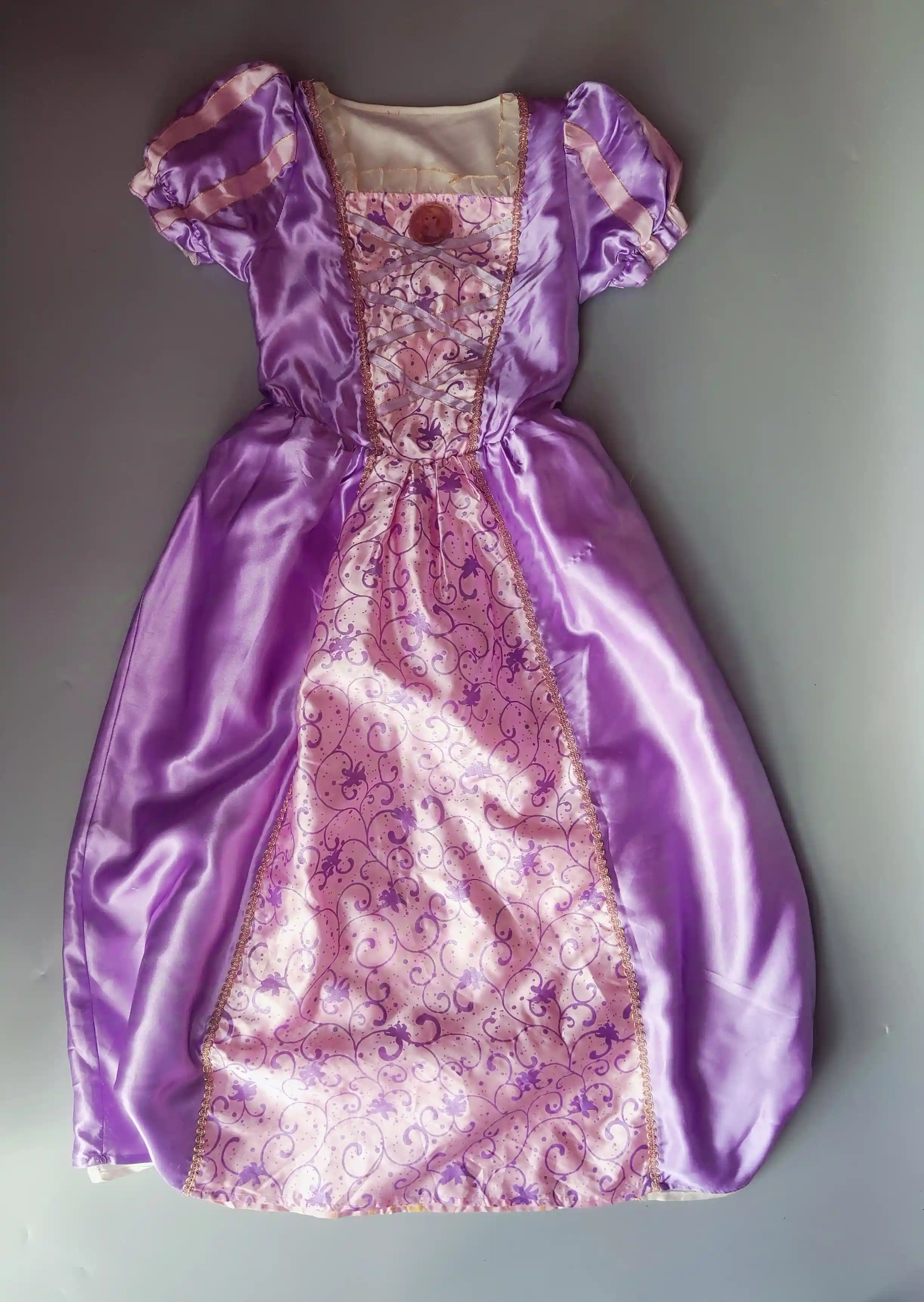 Princeznovské oboustranné šaty Disney vel. 128