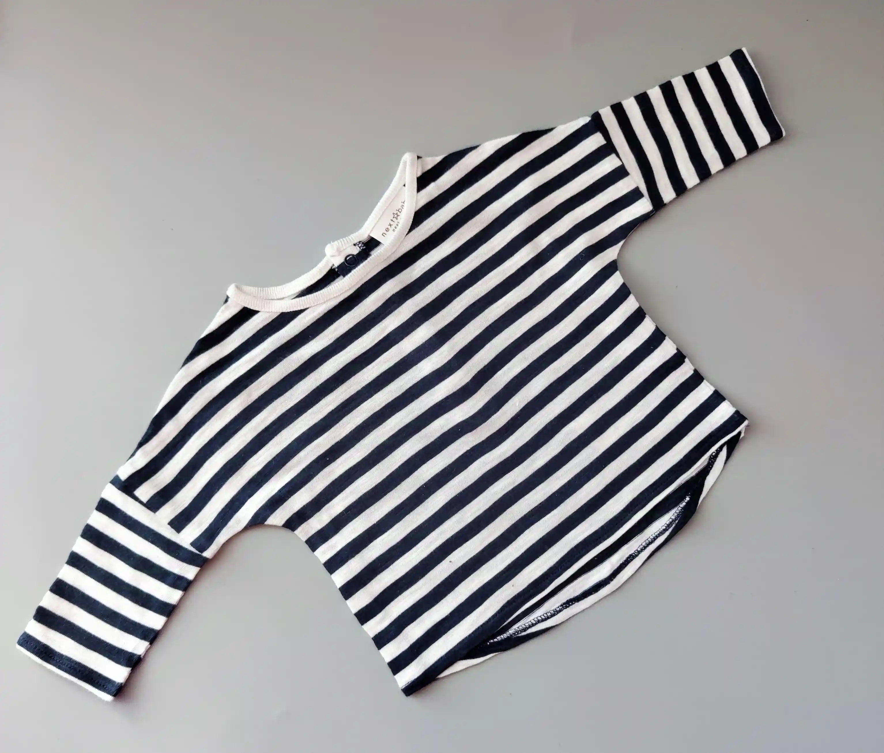 Tričko Next vel. 56 modrobílé pruhované