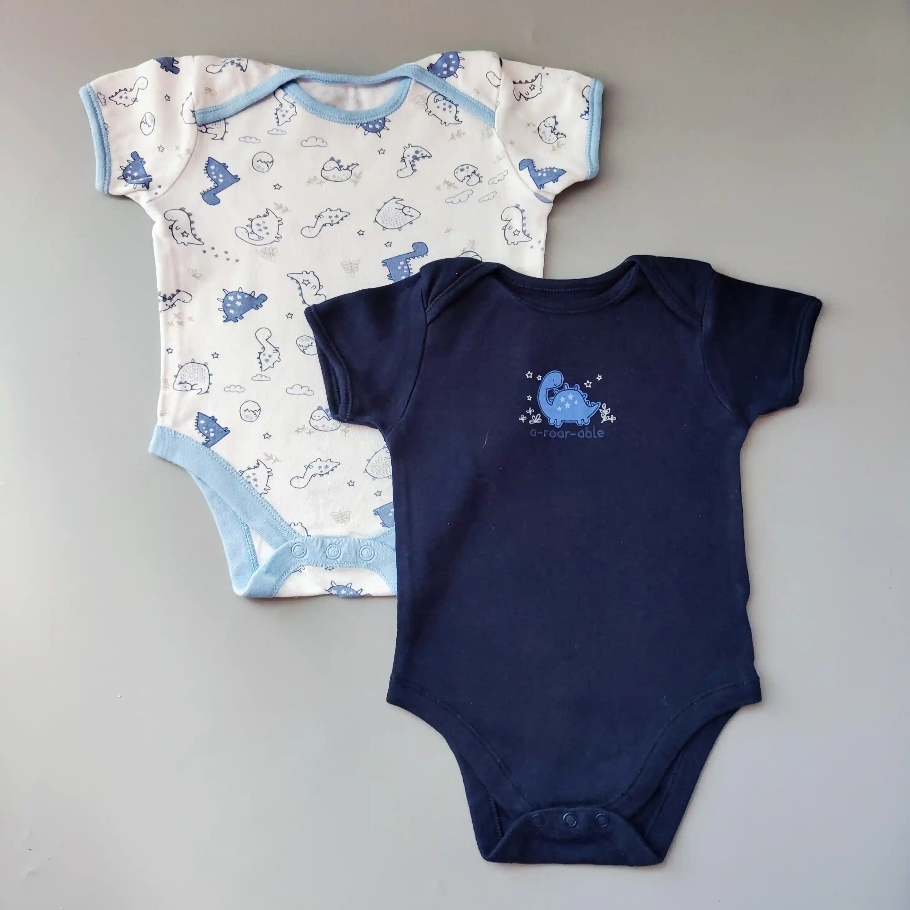 Set dobu body s dinosaury George vel. 80
