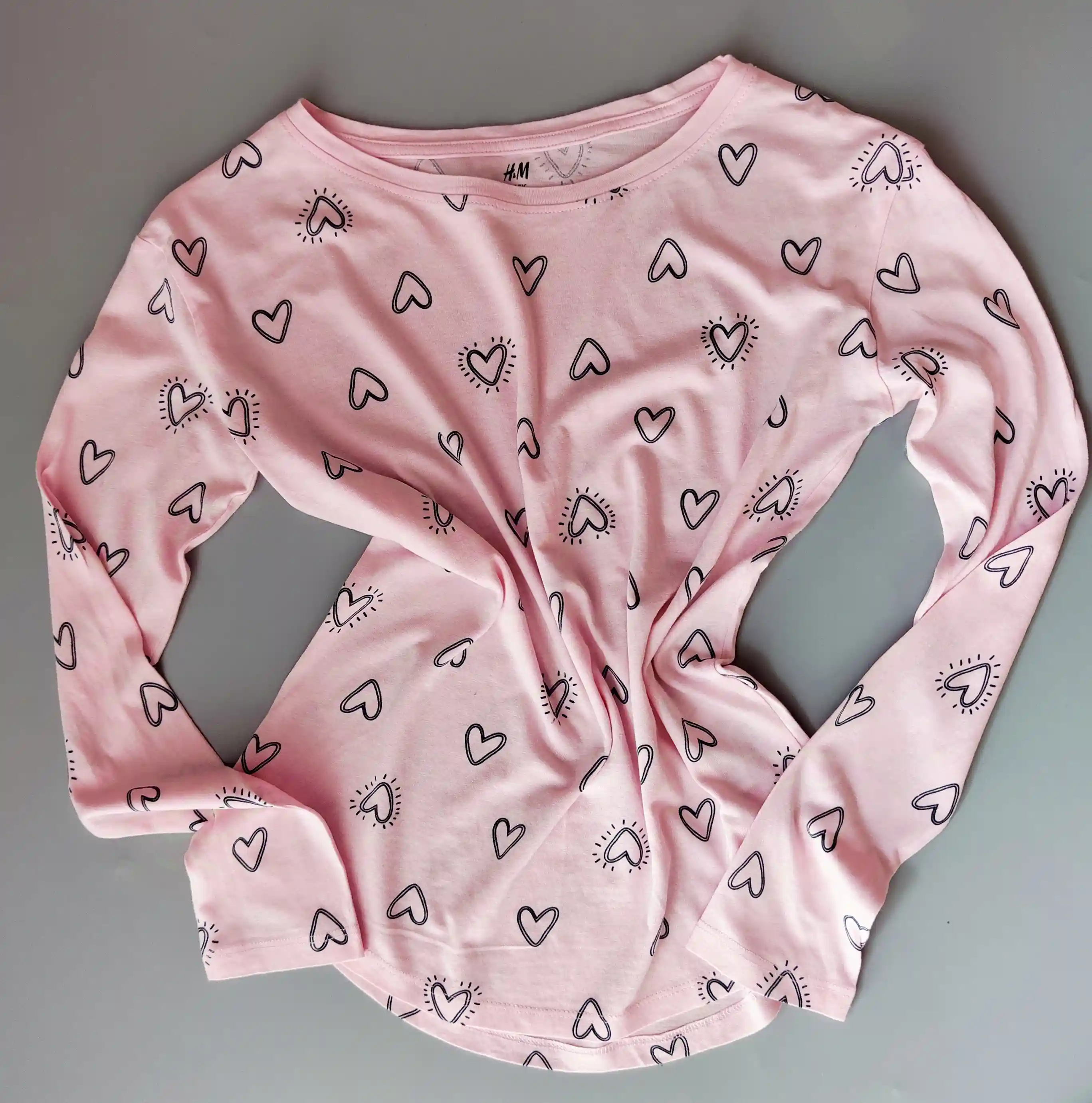 Jemné tričko H&M vel. 152 růžové se srdíčky