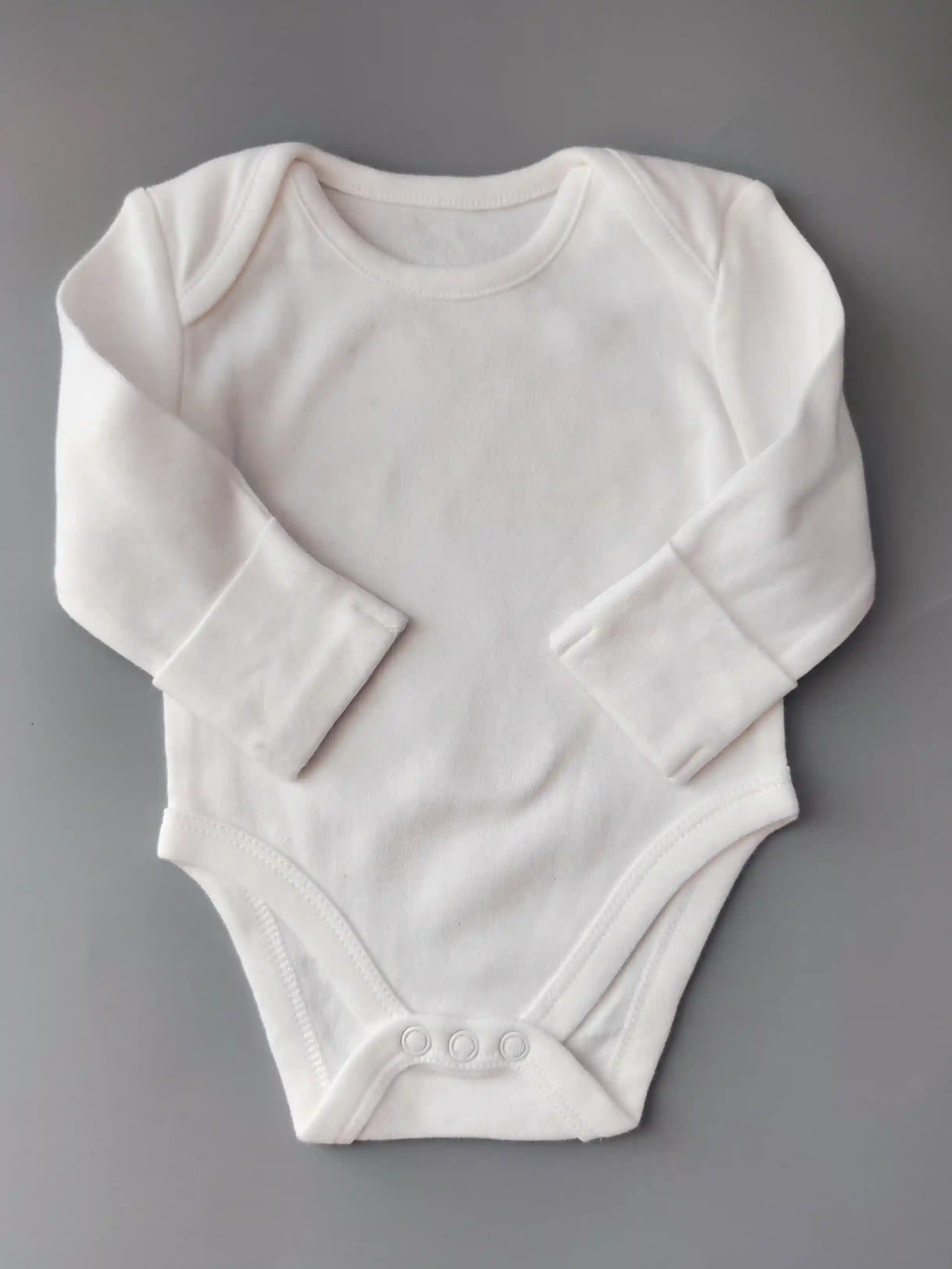Body vel. 56 bílé dlouhý rukáv