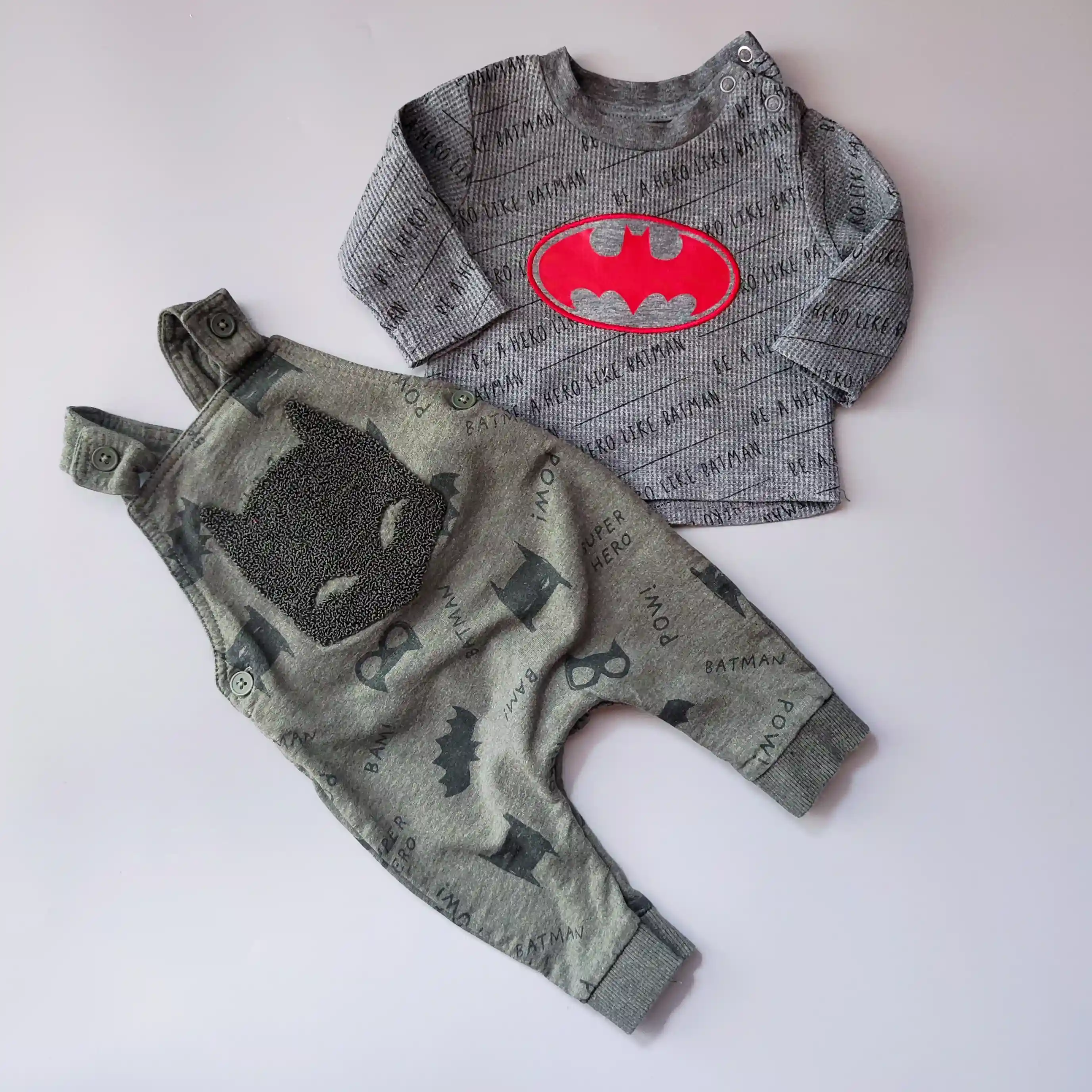 Souprava lacláčů a trička George vel. 62 khaki Batman