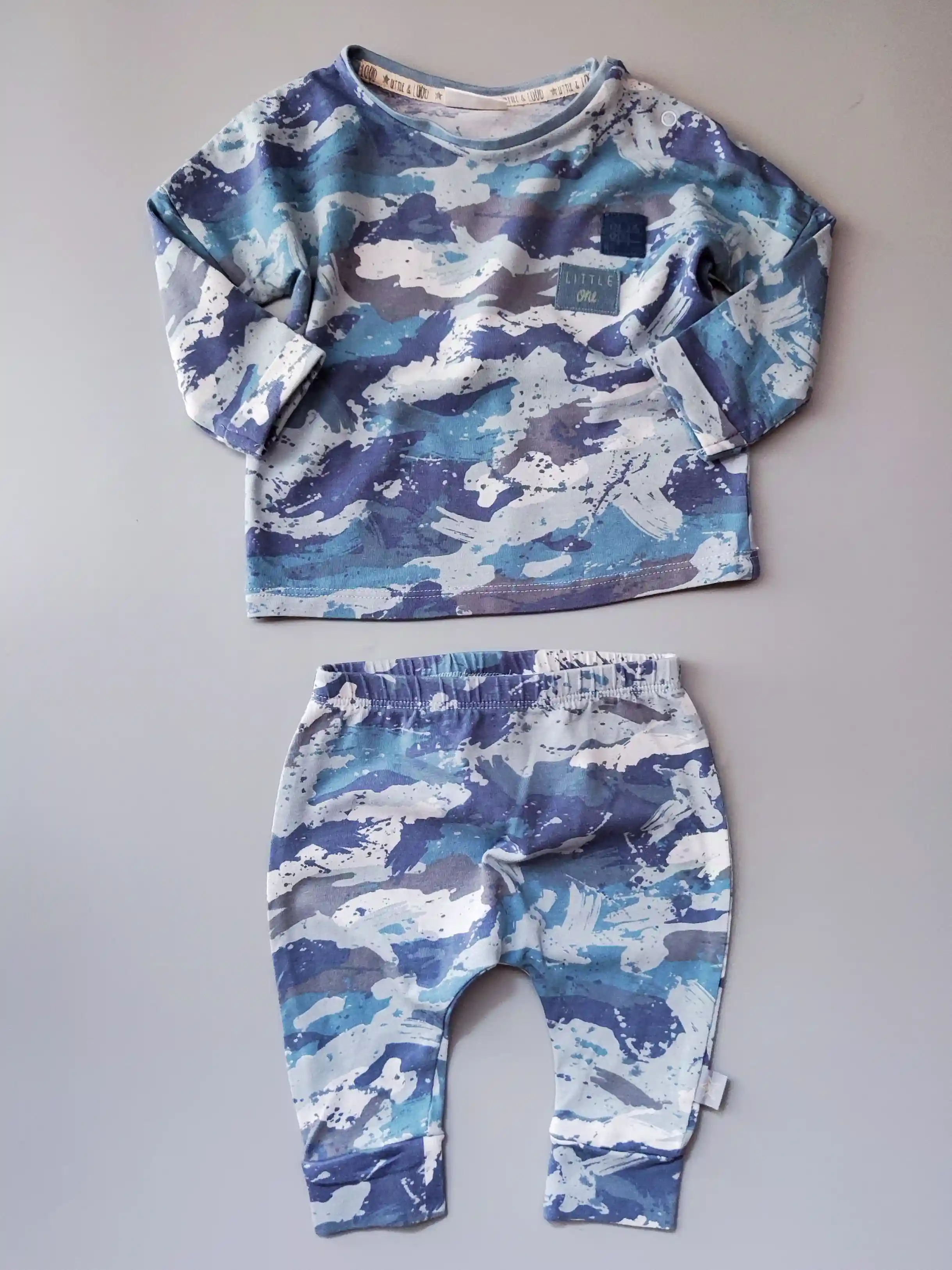 Bavlněná souprava trička a legínek Next vel. 62 modrá camo