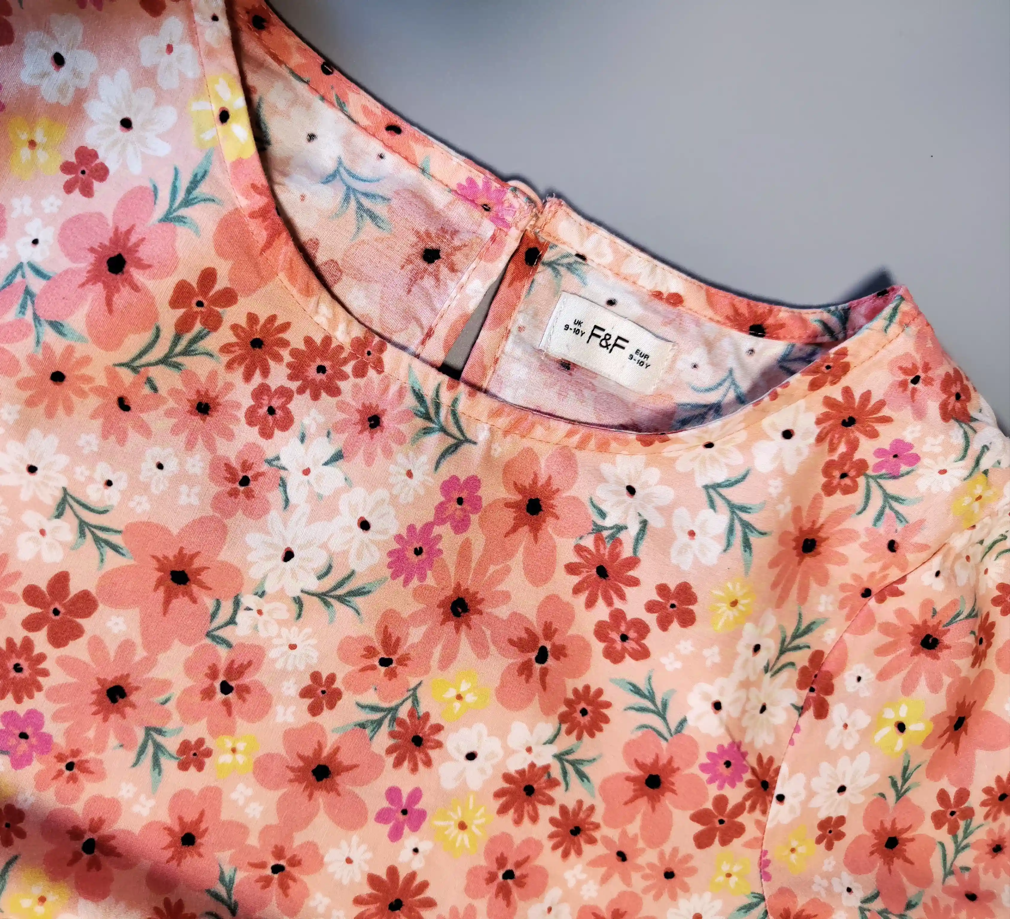 Šaty F&F vel. 140 růžové květované s širokou sukní