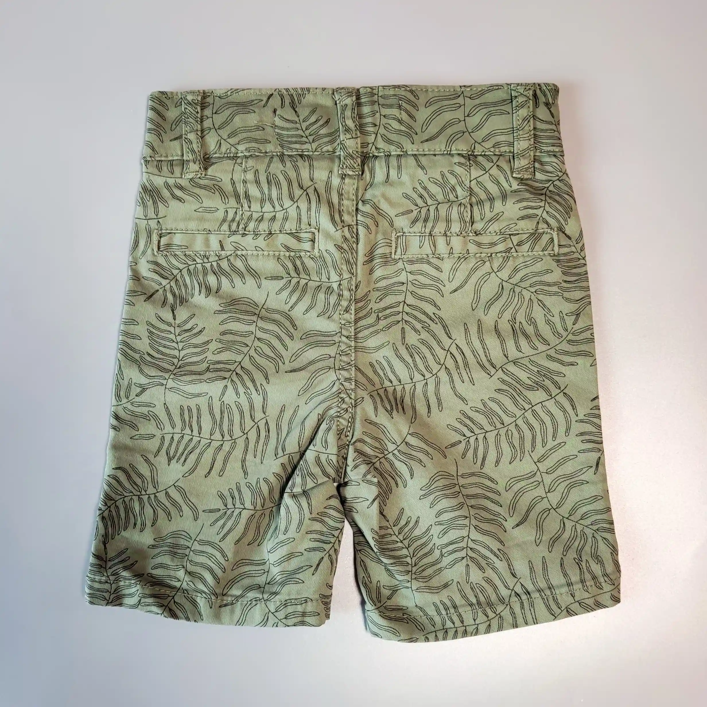 Chino kraťasy Primark vel. 98 SLIM khaki s listy