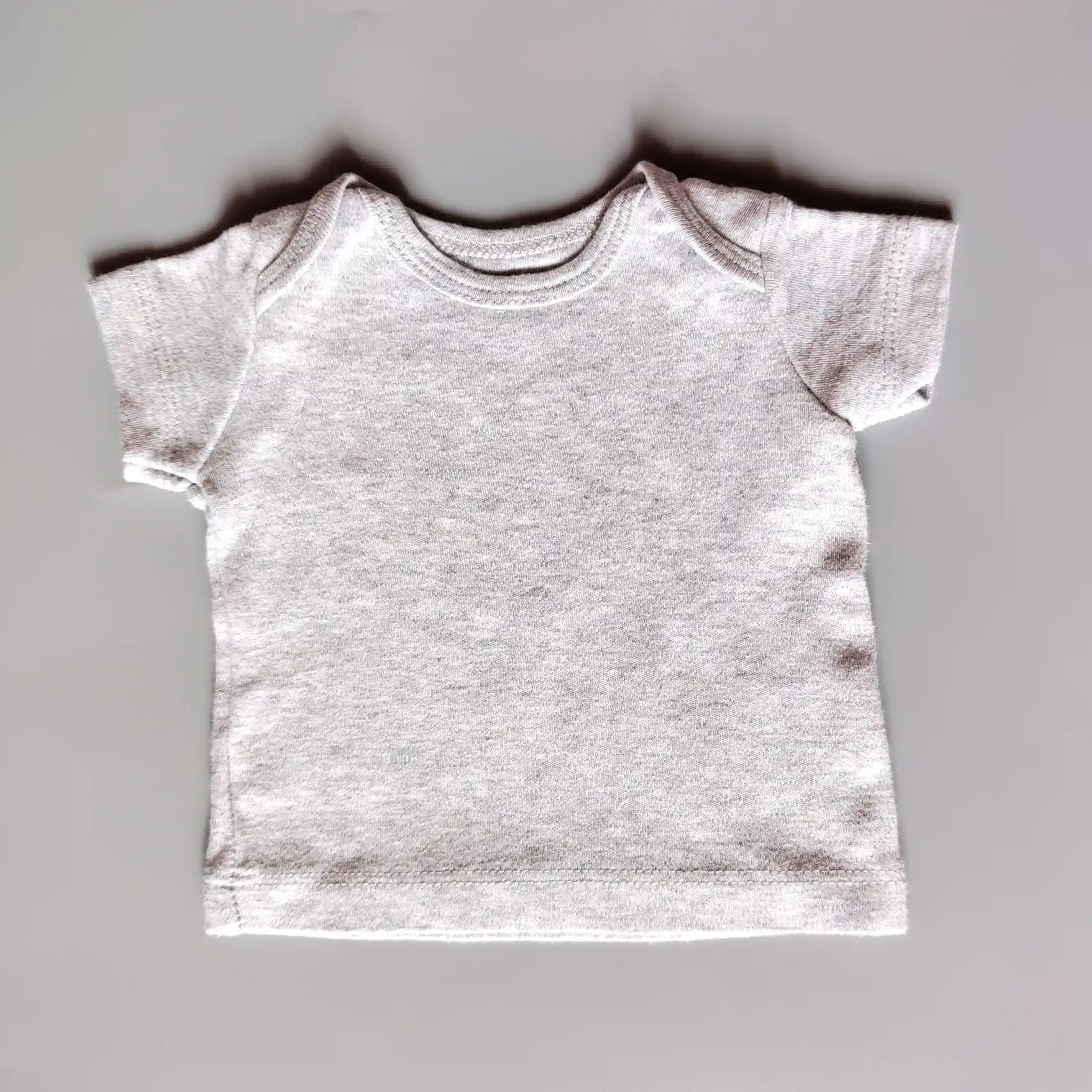 Tričko šedé s krátkým rukávem Amazon essentials vel. Newborn
