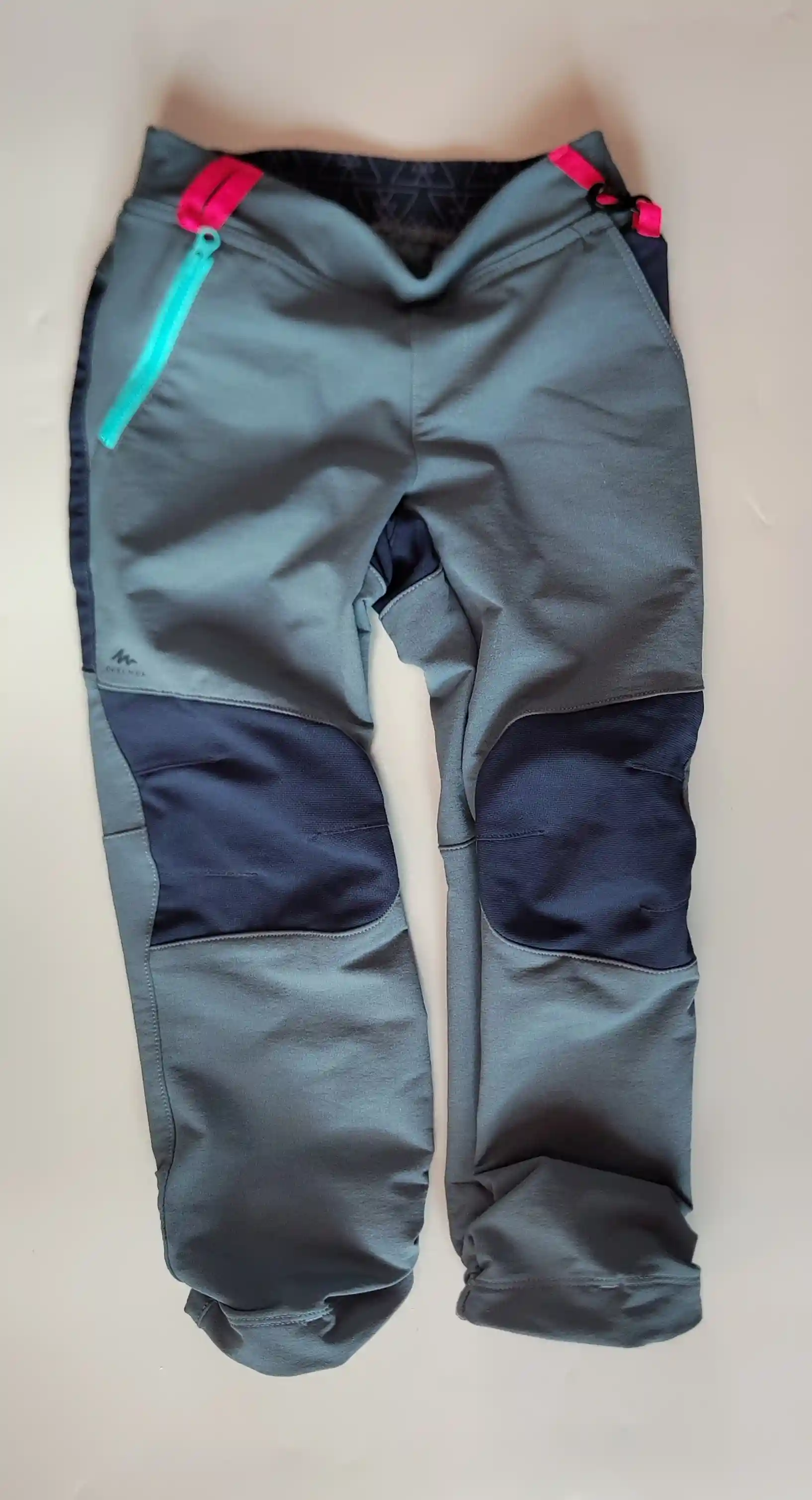 Outdoorové kalhoty Decathlon vel. 110 šedozelené