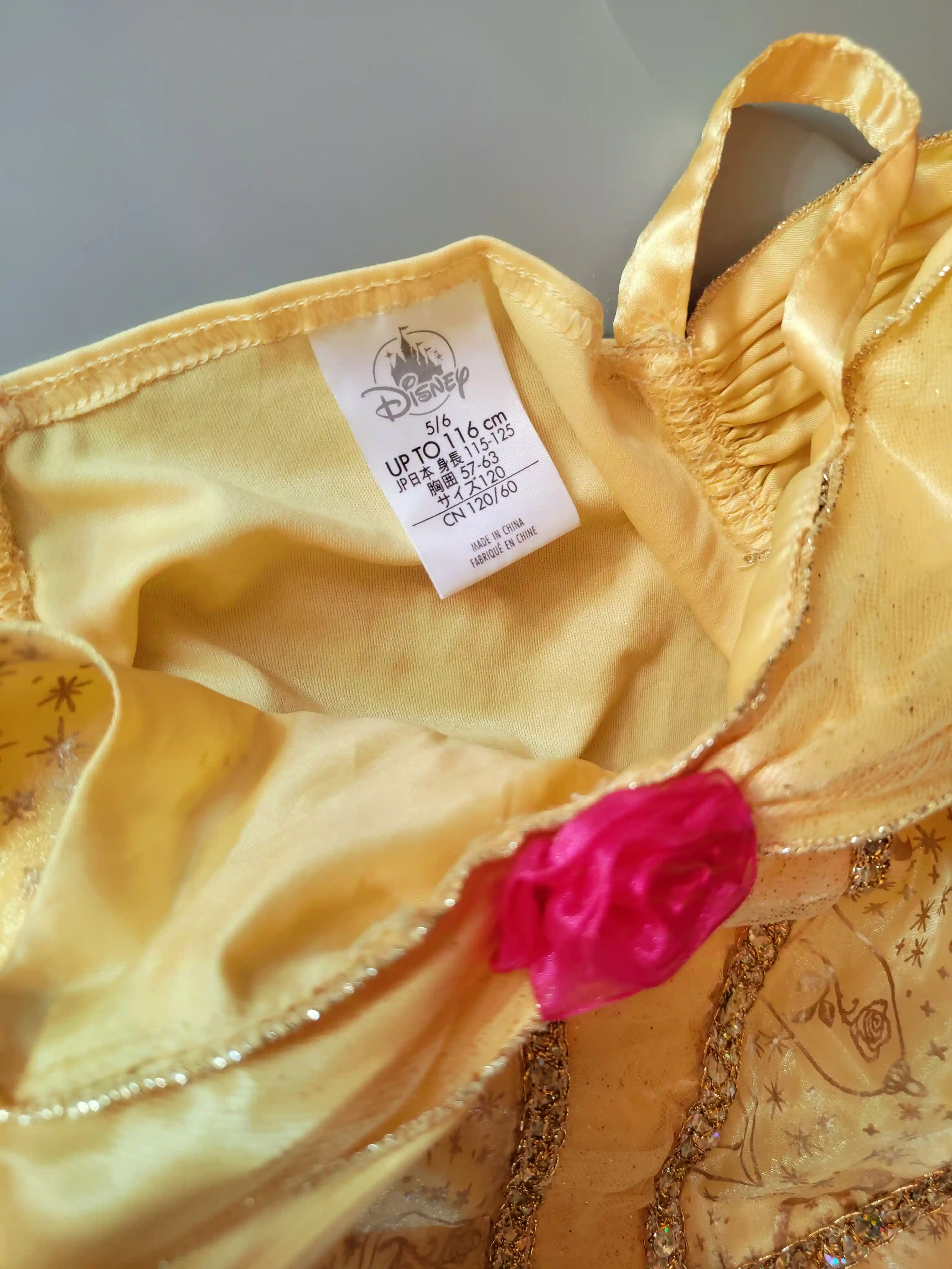 Kostým Bella Disney vel. 116 žluté princeznovské šaty