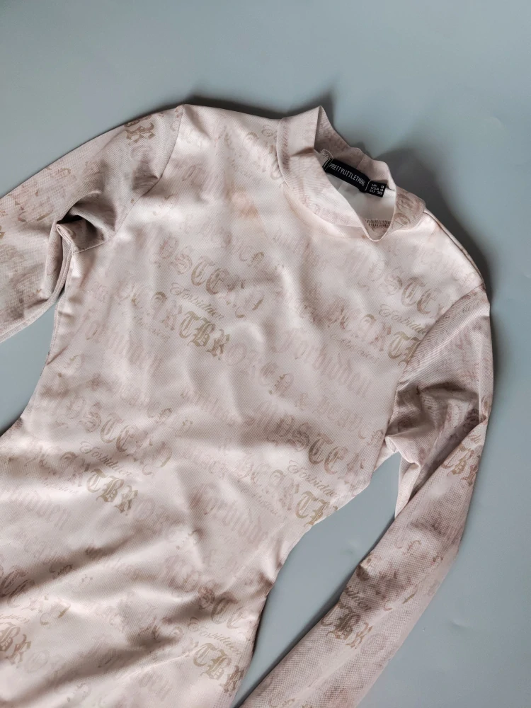 Šaty Prettylittlethings vel. EU 36