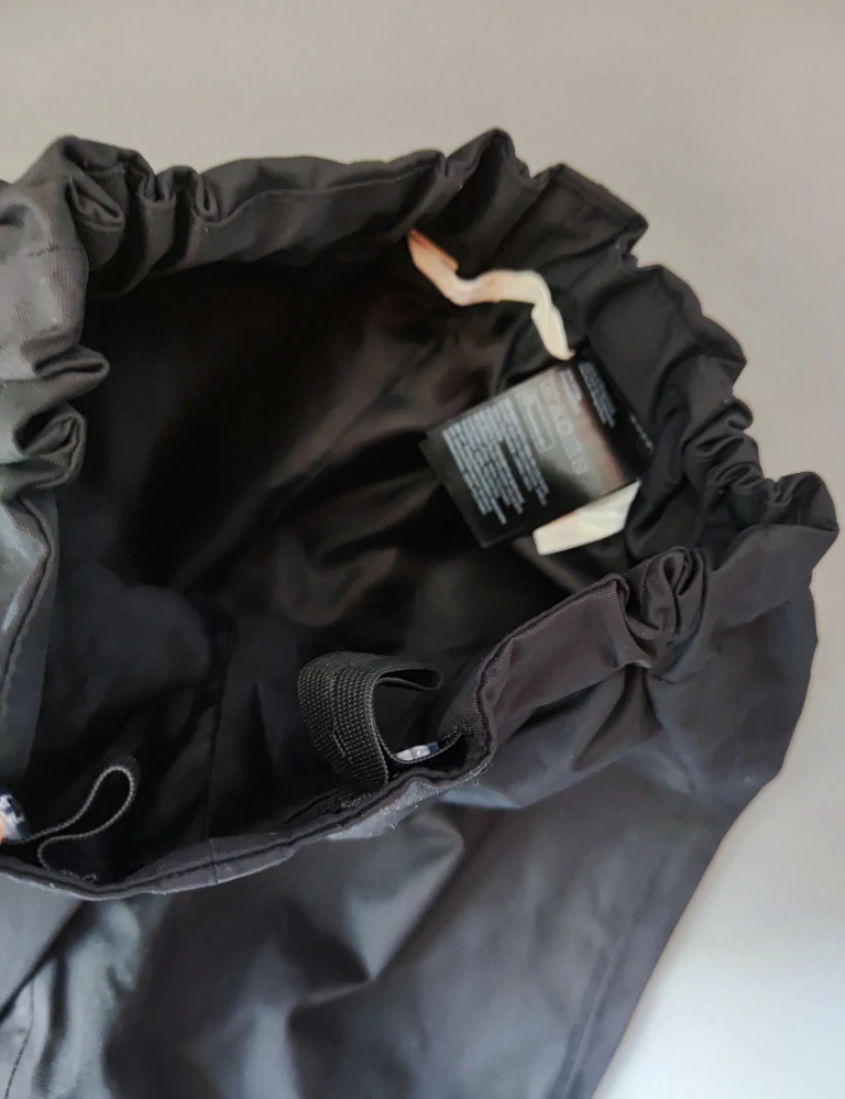 Kalhoty H&M vel. 134 černé