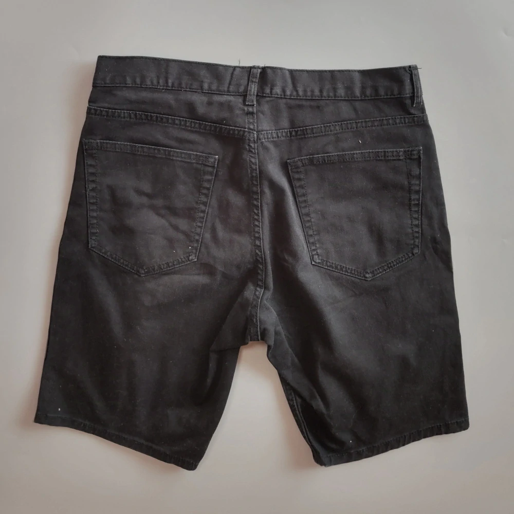 Džínové šortky H&M vel. EU 28 černé