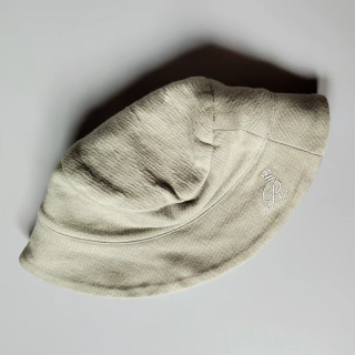 Klobouček River Island vel. 62