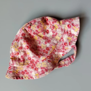 Klobouček Tu ze lnu a viskózy vel. 62