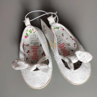 Baleríny Primark vel. 80 bílé s mašličkou