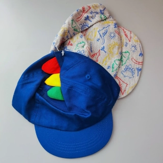 Set dvou kšiltovek Primark vel. 6 - 12 měs