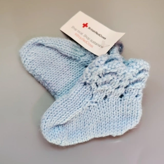 Modré pletené capáčky