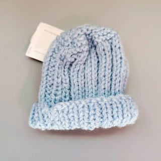 Modrá pletená čepička