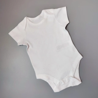Body M&S vel. 62 bílé s krátkým rukávem