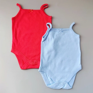 Set dvou tílkových body F&F vel. 62 červené a modré