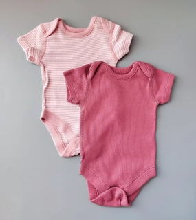Set dvou body M&S vel. 56 růžové proužkované a žebrované