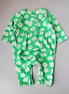 Overal Next vel. 62 zelený s květinami a volánkem