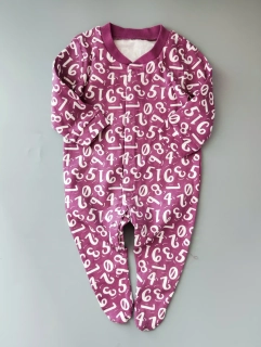 Overal s čísly vel. 62 fialový