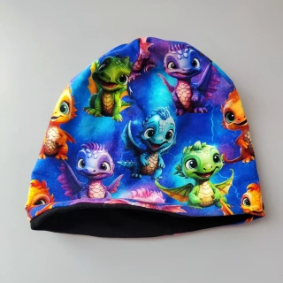 Bavlněná čepička s dráčky cca 2 - 3 roky