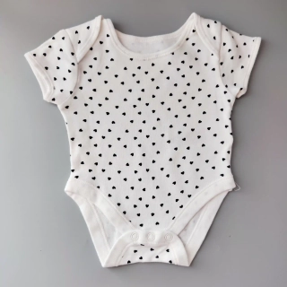 Body Primark vel. 56 bílé se srdíčky