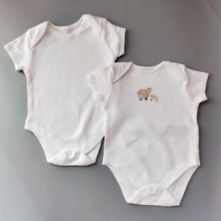 Set dvou body Primark vel. 62 bílé s ovečkou