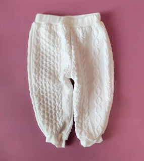 Bílé tepláky vel. 80 „pletené“