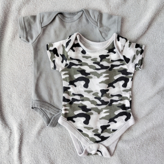 Maskáčový set dvou body vel. 50